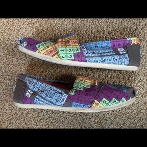 Toms periodic table shoes